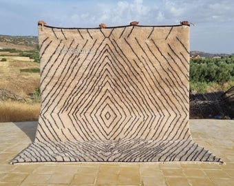 Handmade Beni Mrirt Wool Rug: Natural Beige Moroccan Rug