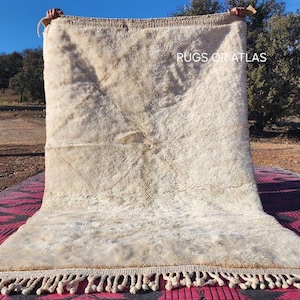 moroccan rug ivory, beni ourain rug creamy, moroccan rug hand knotted, beni ourain rug soft, beni ourain rug wool handmade berber, moroccan rug solid, moroccan rug minimalist, beni ourain rug trellis