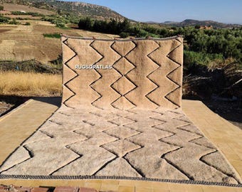 Handmade Wool Beni Ourain Rug: Natural Beige Moroccan Berber Rug