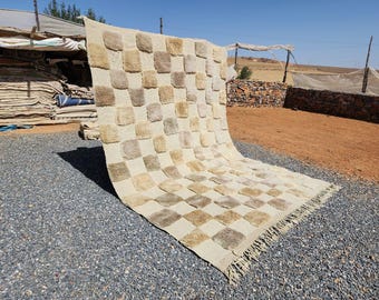 Handmade Beige Moroccan Wool Rug: Berber Checkered Design