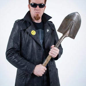 TPD Cosplay Coat, Postal Dude Leather Trench Coat, Retro Gaming Cosplay Costume image 2