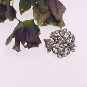 17th Century baroque antique rose cut diamond brooch