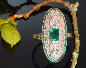 Genuine vintage Art Deco diamond and emerald engagement ring with high quality untreated Colombian emerald