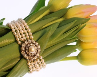 Antique 5-String Pearl Bracelet with Rose Cut Diamond Closure and Real Big Pearl, 1870s