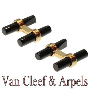 French Vintage Men Accessories Signed Van Cleef & Arpels Onyx Black Gold Cufflinks, 1980s