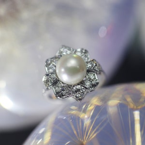 Vintage Art Deco platinum diamond pearl ring