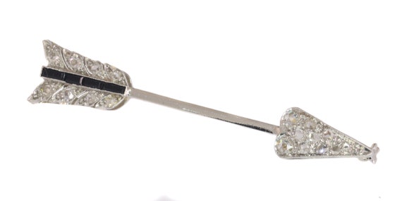 Vintage Art Deco Diamond and Onyx Arrow Pin, 1920s - image 4