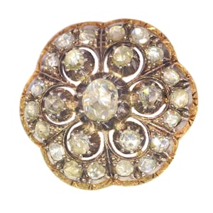 Vintage Antique gold brooch set with large rose cut diamonds
