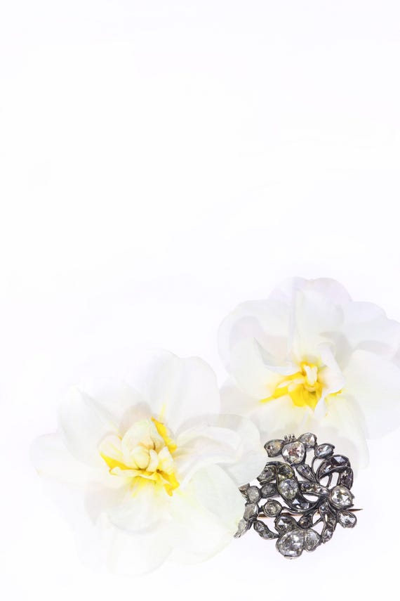 17th Century baroque antique rose cut diamond brooch