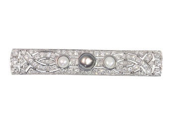 Vintage Fifties Art Deco platinum diamond bar brooch with pearls