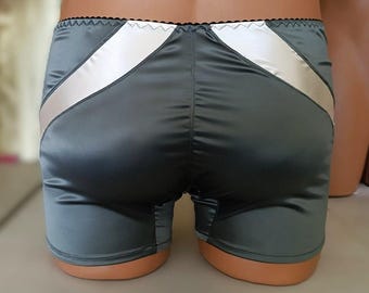 Mulberry Silk Men's Boxer Shorts, Sport Lingerie