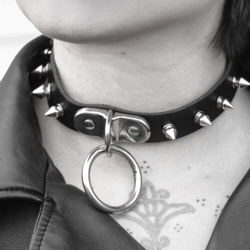 O Ring Choker Black Studded D Ring 
