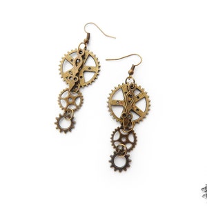 Bronze Steampunk Gear Earrings, Antique Style Cog Jewellery, Bronze Tone Clockwork Earrings, Steampunk Gift, Engineer Gift, Mechanic Gift