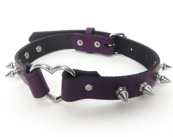 Gargantilla con anillo de corazón morado con tachuelas - Collar de chica gótica, collar punk con pinchos, joyería alternativa para San Valentín