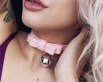 Pink Faux Leather Bow and Bell Choker, Pink Vegan Leather Bell Collar, Pink Vegan Leather Bow Choker, Pink Bell Choker, Pink Kitten Play