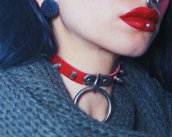 Red Studded D and O Ring Choker, Red Studded D Ring Choker, Red O Ring Choker, Red Spiked O Ring Collar, Red Spiked D and O Ring Collar