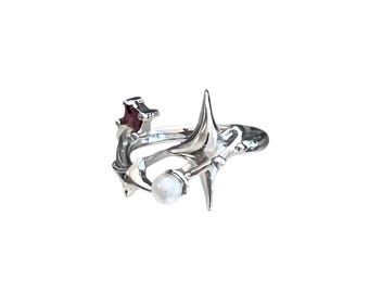 Silver Plated Jewelled Starburst Ring - Adjustable Size, Nu Goth, Y2K, Harajuku Fashion, Grunge Girl
