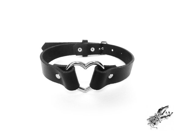 leather heart collar