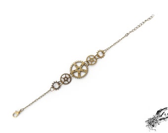 Antique Bronze Gear Bracelet, Steampunk Gear Bracelet, Steampunk Gift, Steampunk Bracelet, Engineer Gift, Brass Gear Bracelet