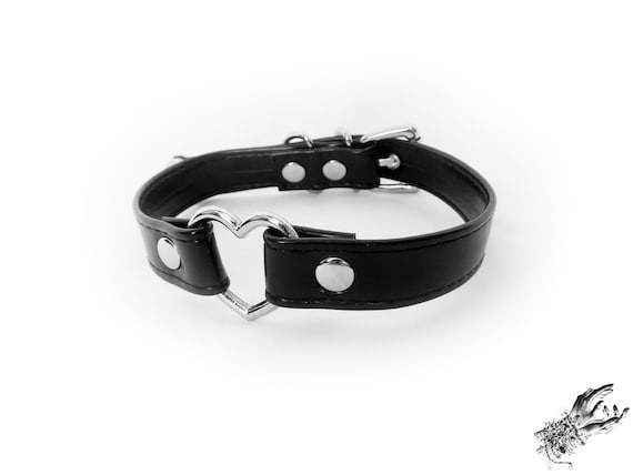 Black Heart Collar Choker