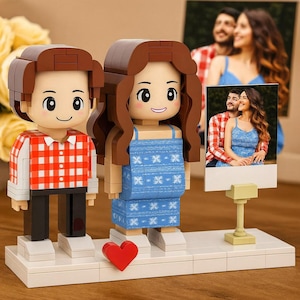 パーソナライズされたカップルのミニフィギュア | カスタムのレンガ風フィギュア | 結婚式、記念日などに使えるユニークな積み木ギフト!
