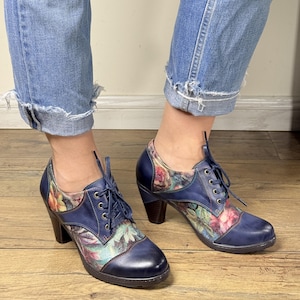 Vintage Patchwork Floral Oxford Pumps • Leather Cap Toe • 6cm Chunky Heel • Lace-Up Retro Shoes • Printed Botanical Design