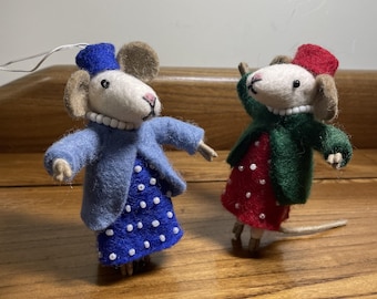 Handmade Nepalese Needle Felted Mice Colorful Wool Felt Mice with Hats Eco-Friendly Fair Trade Himalayan Felt KeyChain