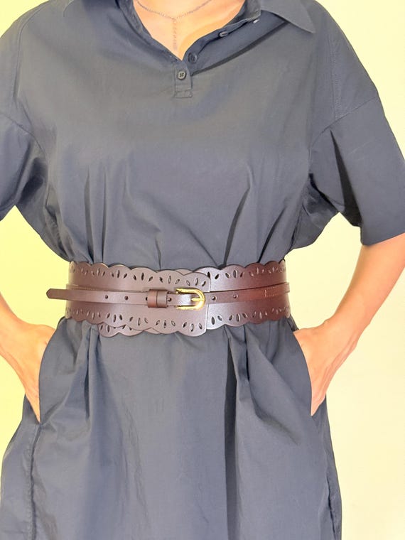 Wide Leather Waist Belt: Laser-cut Design, Adjustable - Red  display picture 1