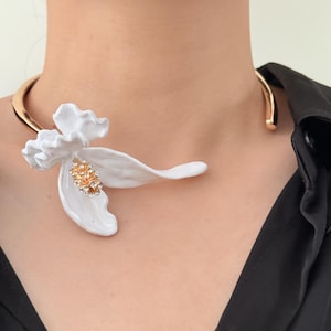 Gold Plated Floral Choker: Dainty White Flower Boho Necklace