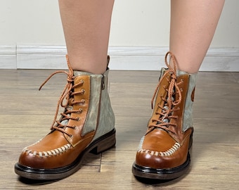 Vintage Brown Leather Ankle Boots: Lace-Up Stitched Women&#39;s Booties