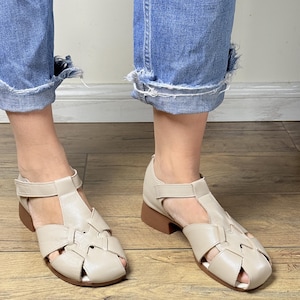Soft Leather Mary Jane Sandals: Cream Waved T-Strap, 3cm Heel