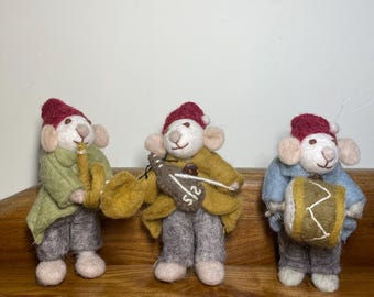 3 Pieces Set Handmade Wool Felt Needle Mouse with Miniature Musical Instruments - Violin, Drum, Trumpets Nursery Decor