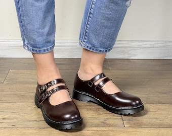 Vintage Dark Brown Leather Mary Jane Shoes: Double Buckle Retro Footwear
