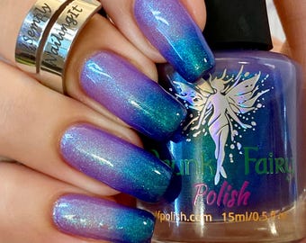 Transcendent | A Tri-Thermal Nail Polish that Transforms from Blue to Purple to Light Lavender with an Aurora Shimmer