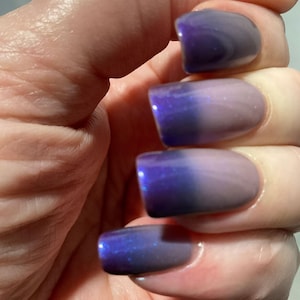 Mystical Berry | A Tri-Thermal polish that shifts from Plum, to a Greenish-Gray-Blue, to Light Gray