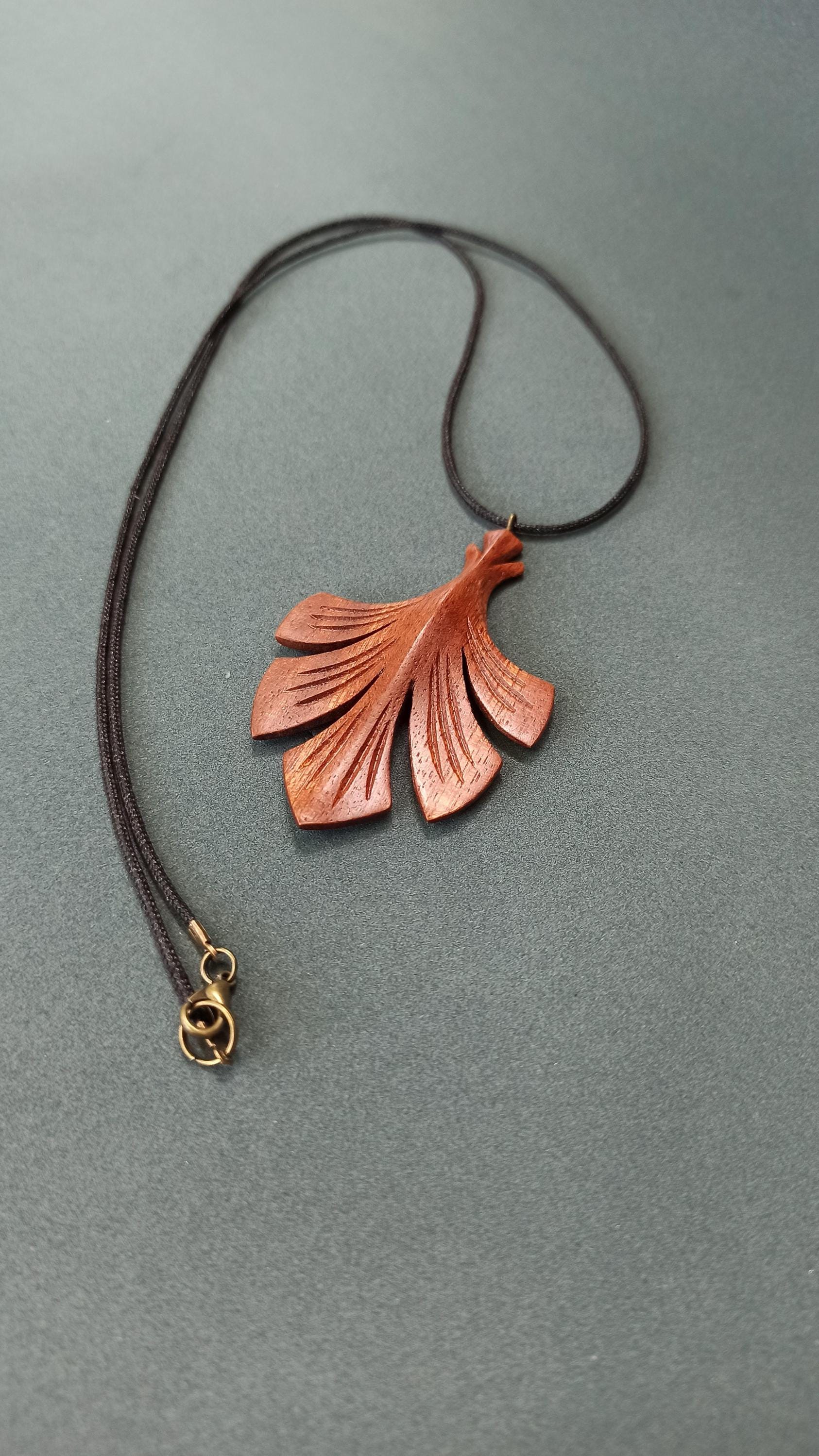 Wooden Handmade Pendant Leaf, Sapele, Customization - Thumbnail 4