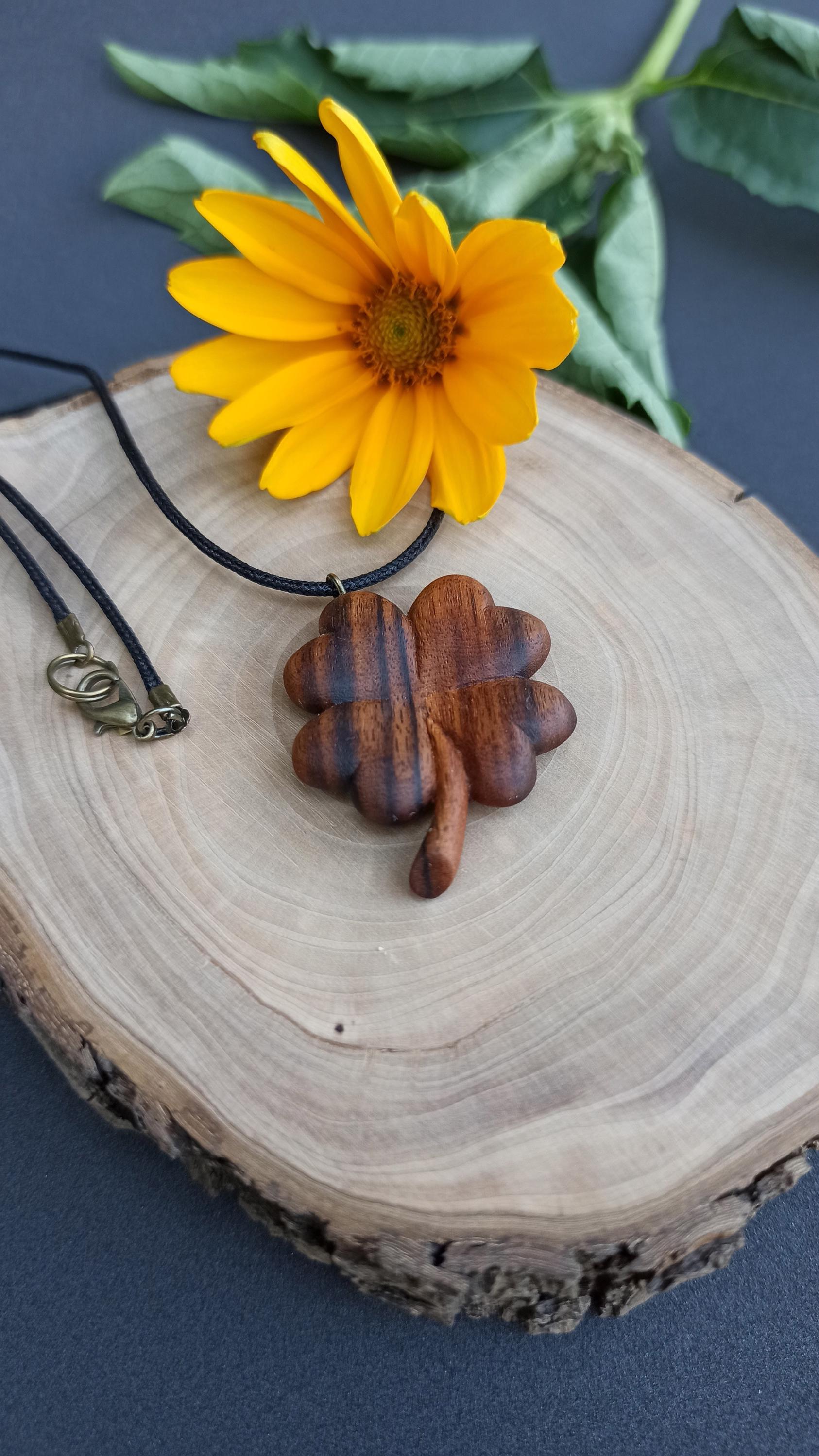 Shamrock Handmade Wooden Pendant, Rosewood, Four-Leaf Clover, Customization - Thumbnail 7