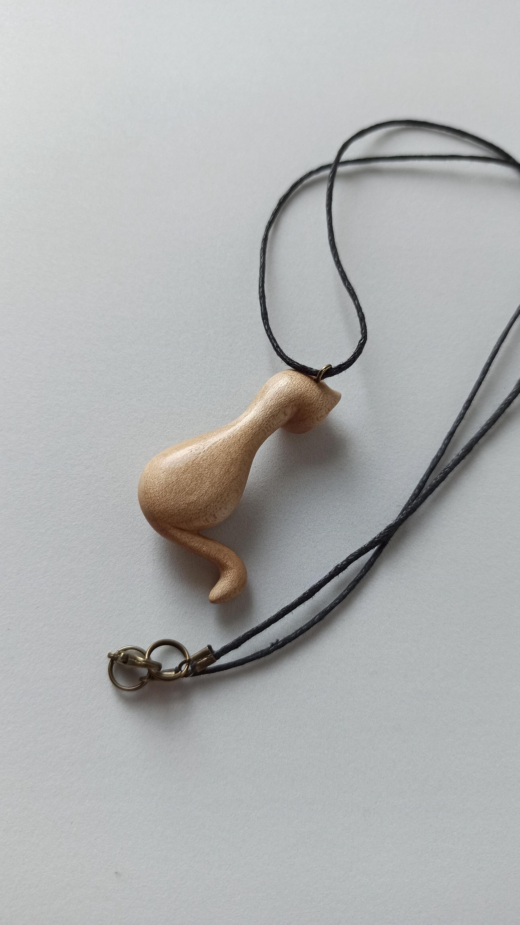 Handmade Wooden Pendant Cat, Maple, Bog oak, Customization - Thumbnail 6
