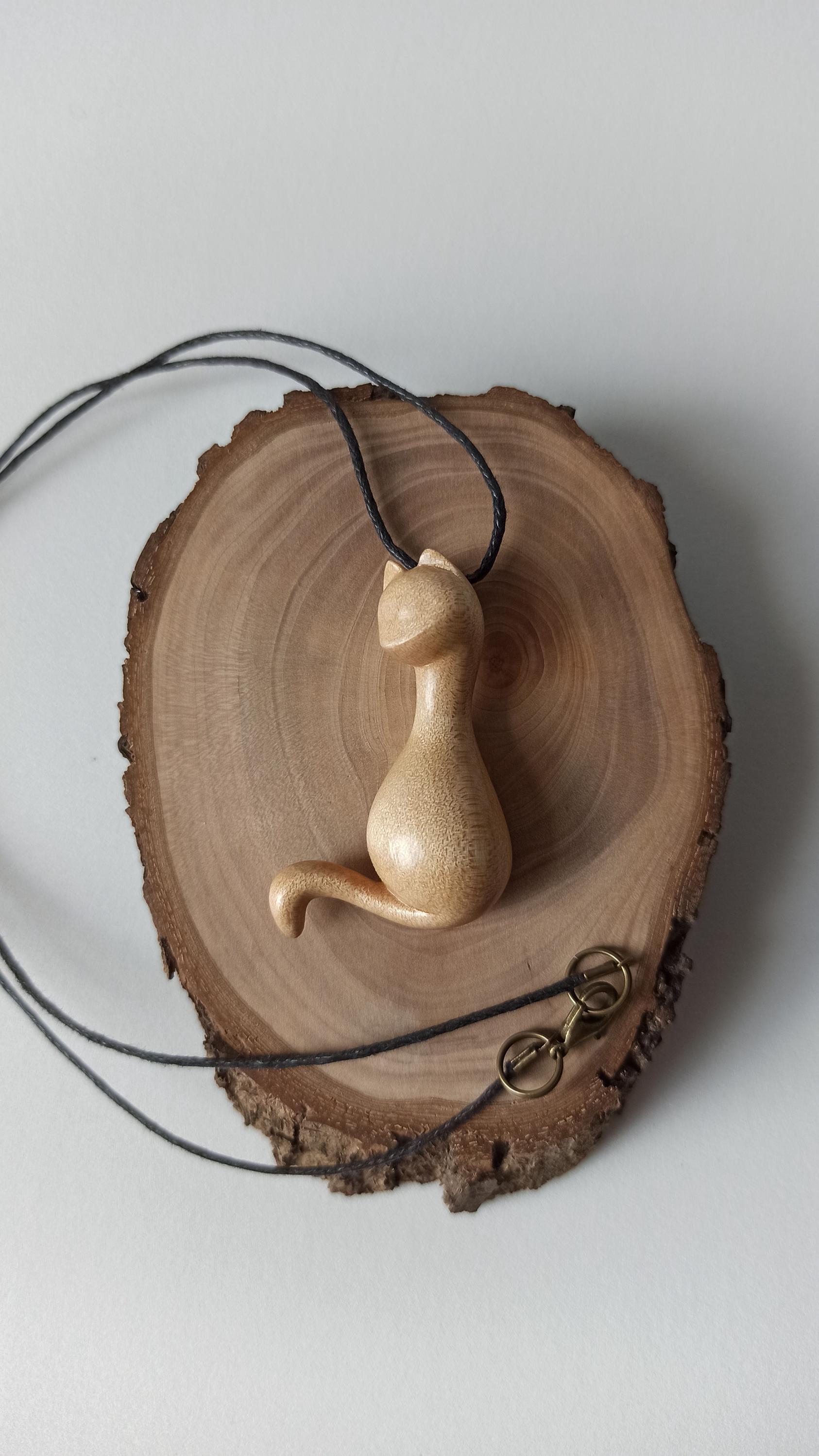 Handmade Wooden Pendant Cat, Maple, Bog oak, Customization - Thumbnail 3