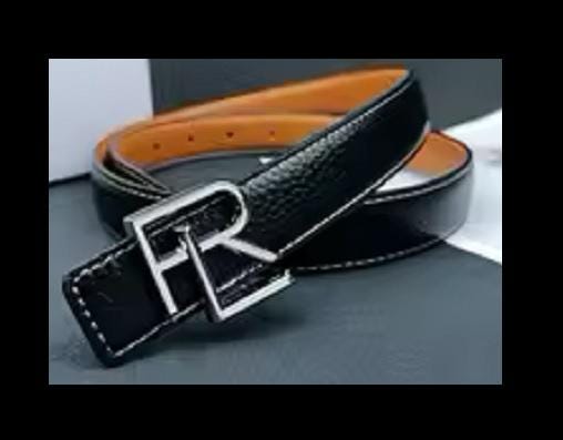 Ralph Lauren Black Leather
Belt with Gold RL Initial Accent size L
New Ralph Lauren | Accessories | Ralph Lauren Gorgeous Black  main image 3