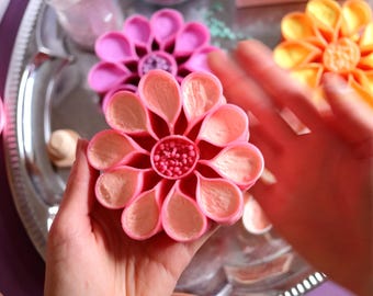 Single ASMR Soap for Cracking, Relaxing Asmr Lover Gift, Pink Purple Orange White Flower Shaped Crunchy Soap with Starch, Crushing Cutting