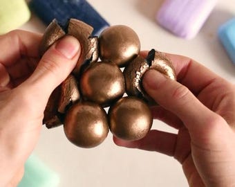 Clay Cracking ASMR Flower, Satisfying Crunchy Smashing Balls, ASMR Lover Sensory Hobby Gift