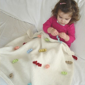 Baby KNITTING PATTERN- Squiggle Baby Blanket.   PDF knitting pattern