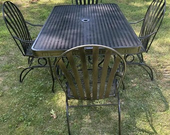 Beautiful Heavy Wrought Iron Patio Set Table & 4 Rockers