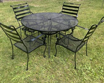 Wrought Iron Patio Set: Table & 4 Decorative Chairs
