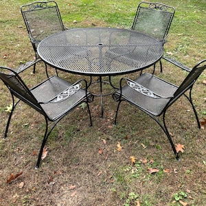 Wrought Iron Woodard Table and Chairs: Outdoor Patio Set