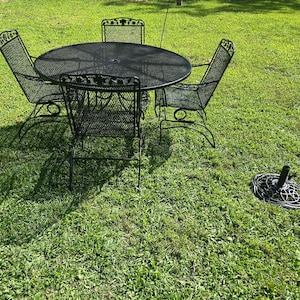 Vintage Woodard Wrought Iron Patio Set: Table, 4 Rocker Chairs & Stand