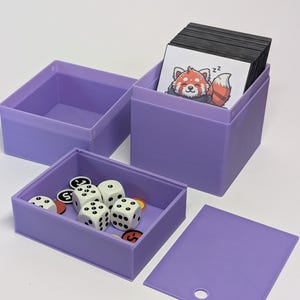 All-In-One Deckbox für 80+ Karten – Ideal für Magic, Pokémon, YuGiOh, Lorcana – 3D-gedruckte Deckbox mit Namen und Zubehörbox