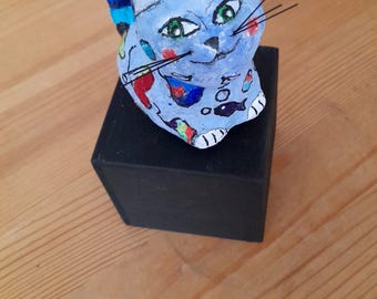 Papier mache, kot, kolorowy, unikatowy, ręcznie robiony, ręcznie malowany, prezent dla każdego, na każdą okazję, farba/lakier akrylowy, figurka z papieru mache