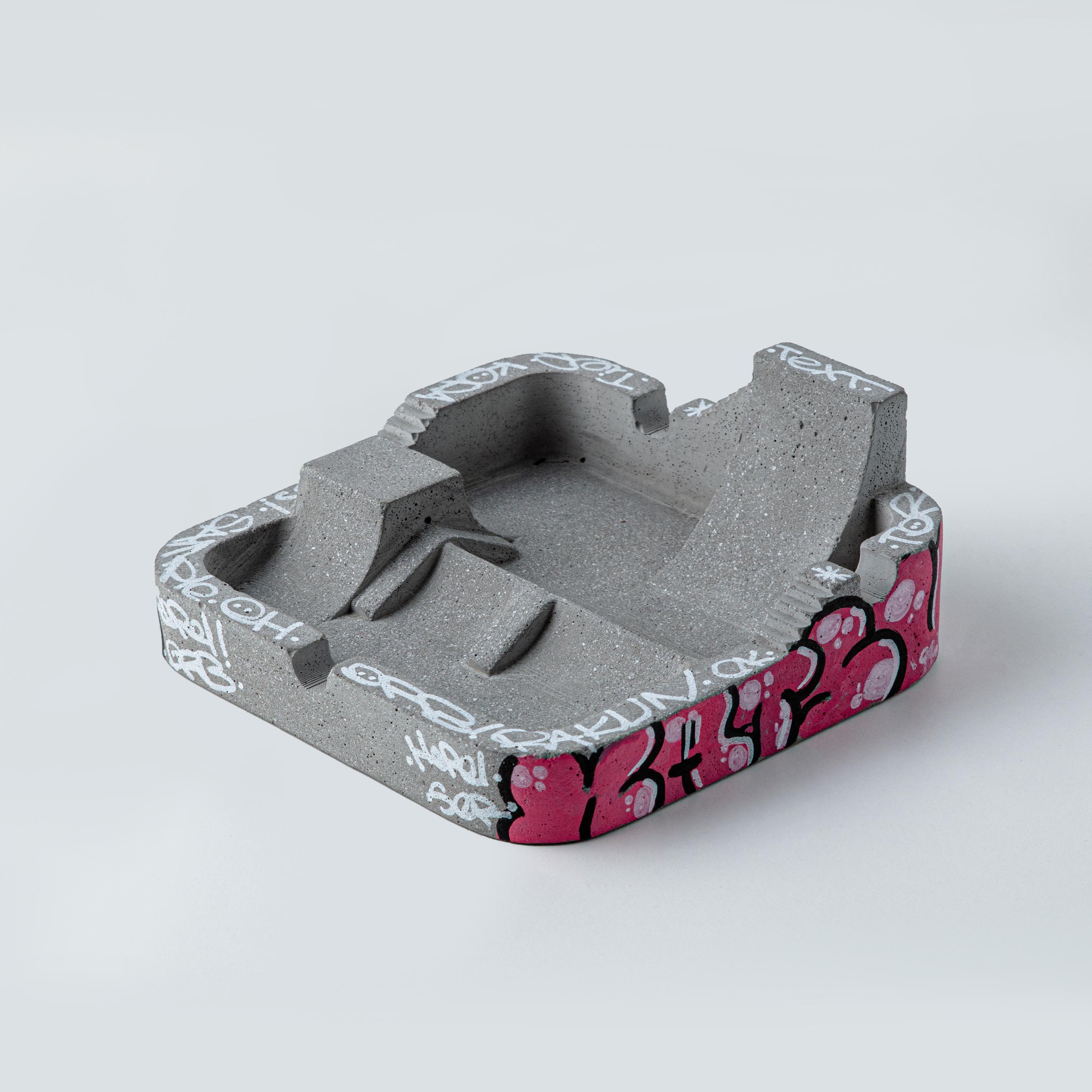 少年インザフッドGRAFFITI POOL ASH TRAY by K.C.V 少年インザフッドGRAFFITI POOL ASH TRAY by K.C.V 少年